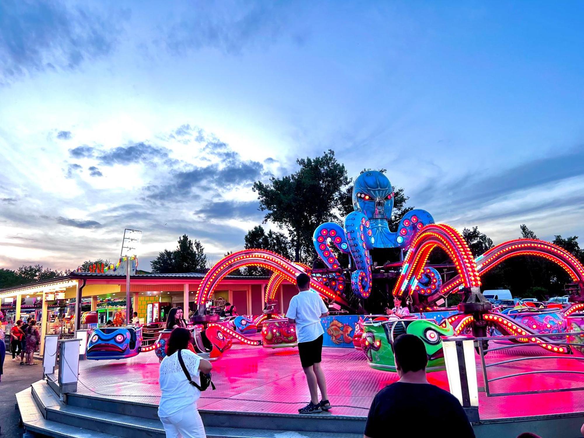 Coralia Luna Park Apartments Mamaia Εξωτερικό φωτογραφία